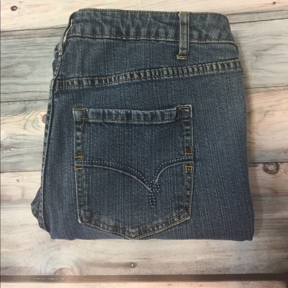 LA Blues 3x28 Flair 0011‎